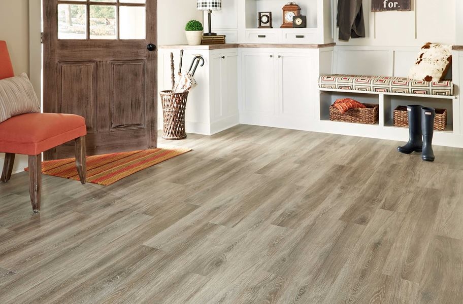 Functional & Captivating: Importance of flooring in interior designs